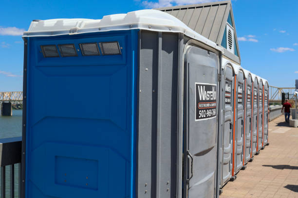 Types of Portable Toilets We Offer in Meadows Place, TX